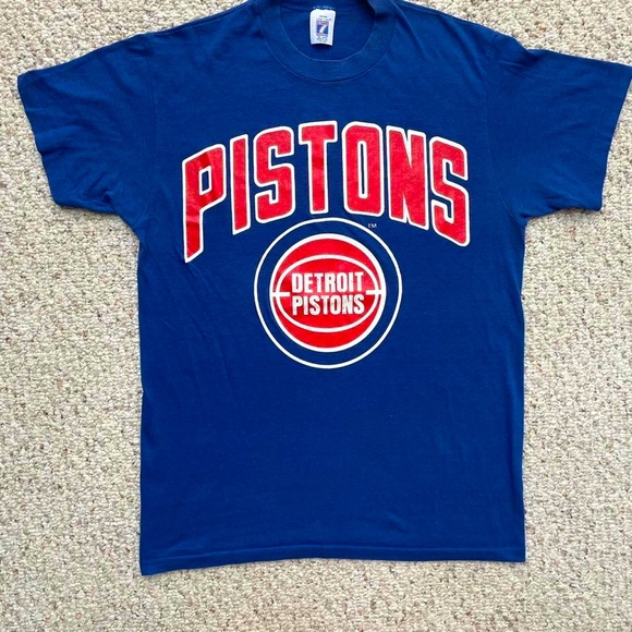 LOGO 7 Shirts Vintage Detroit Pistons T Shirt Poshmark